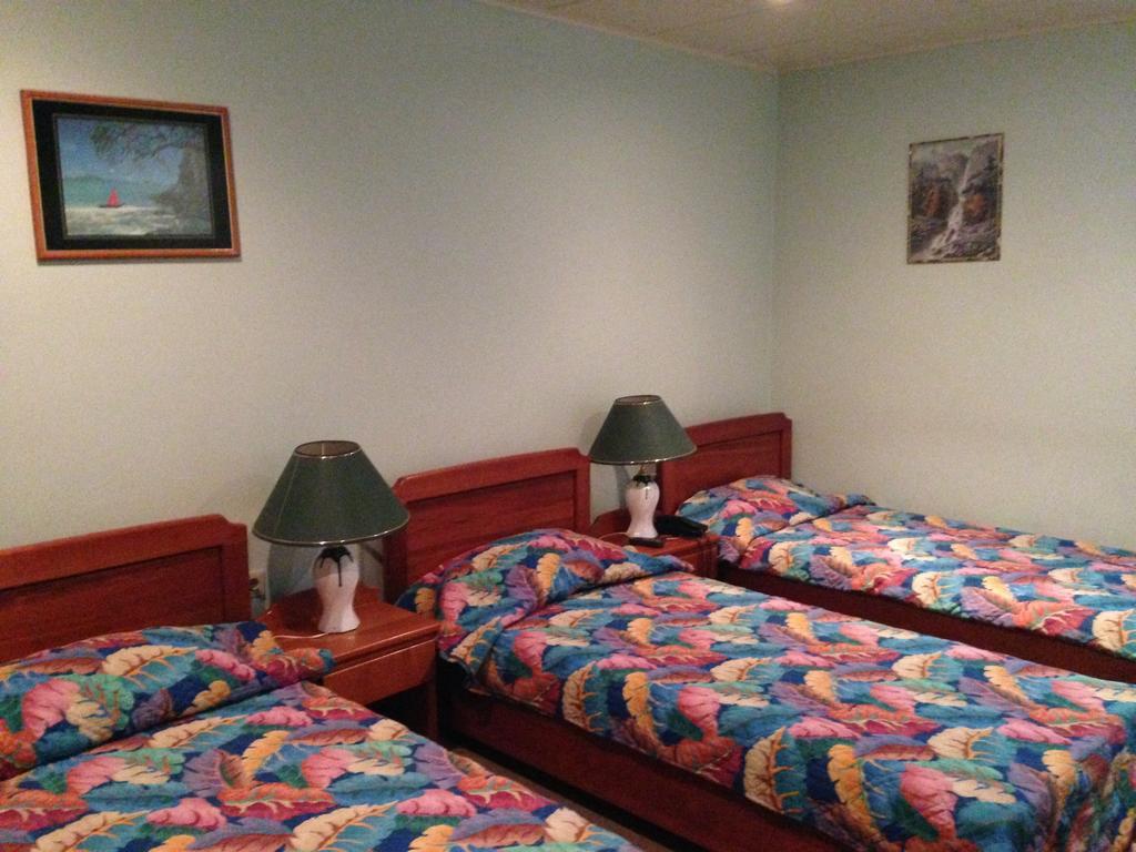 Ambassador Hotel & Casino パラマリボ 部屋 写真